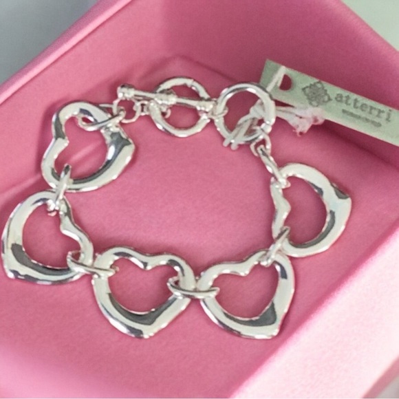 Atterri New Silver Heart Link Bracelet - Picture 2 of 5